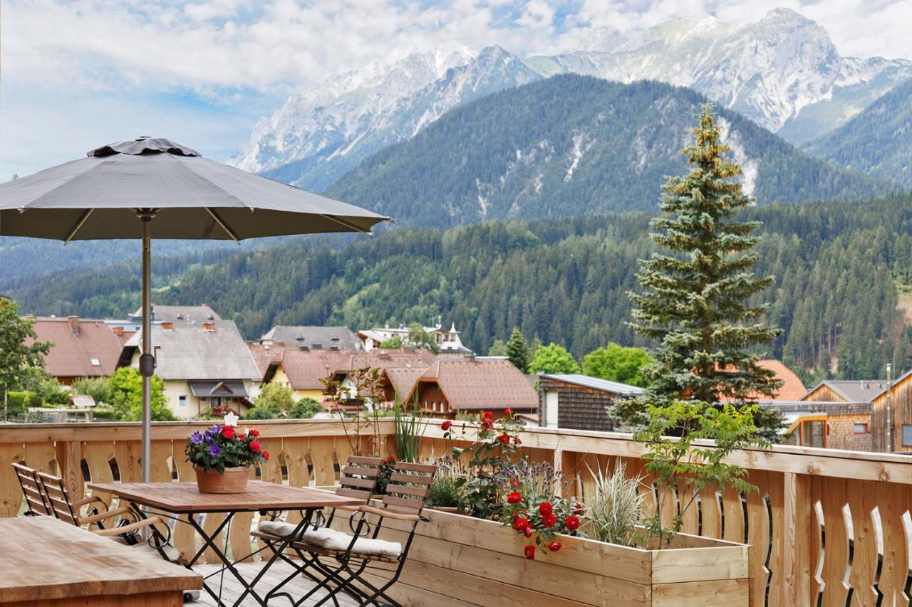 Ferienhaeuser Gerhart Haus im Ennstal Buitenkant foto